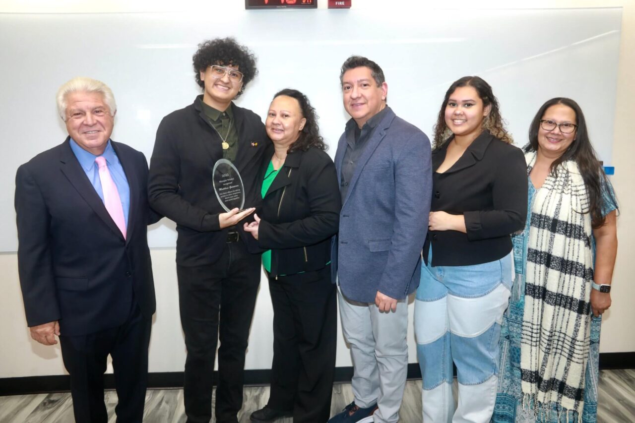 Annual Race Unity Awards kick-off with Lehman College winner